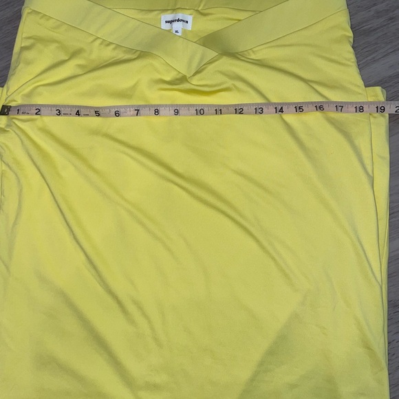 REVOLVE superdown Raquel Set - Picture 4 of 5